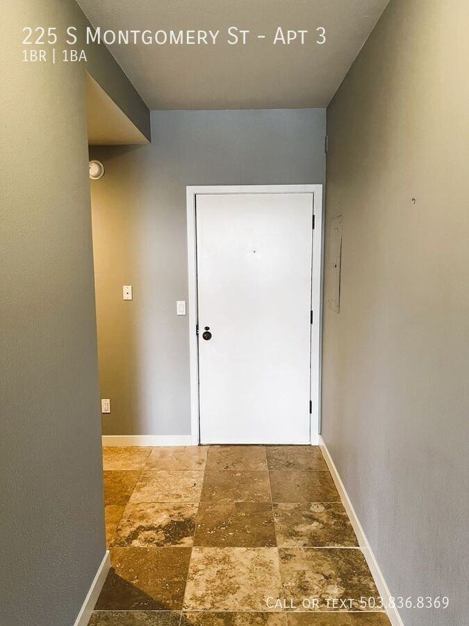 225 S Montgomery St #3 - Photo 3 of 50