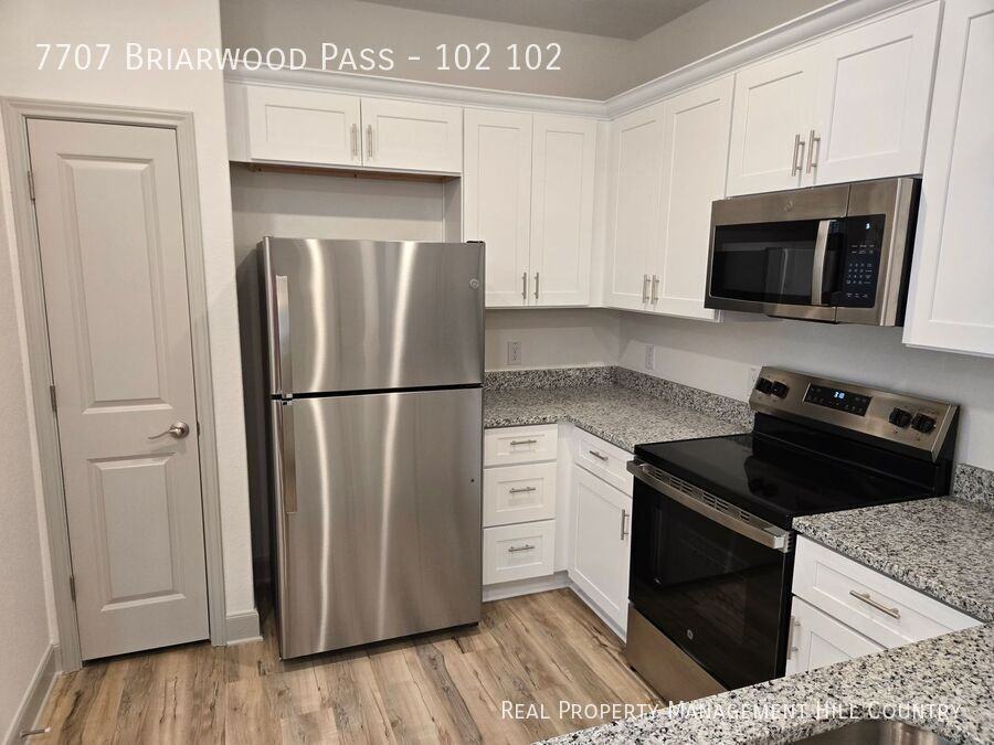 7707 Briarwood Pass #102-102 - Photo 3 of 23