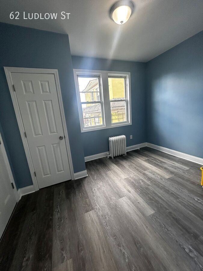 62 Ludlow St - Photo 3 of 6