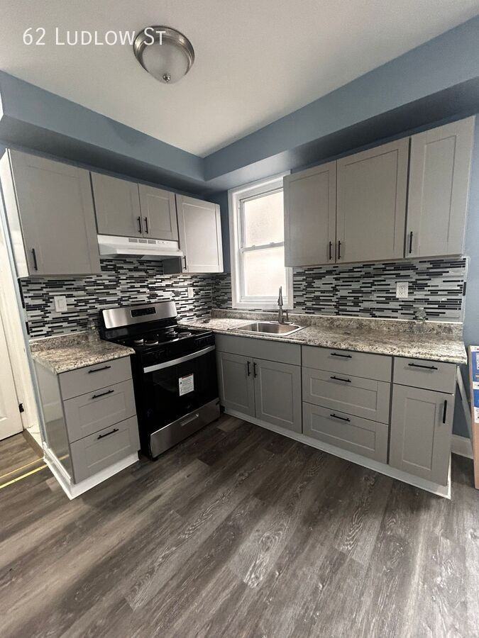 62 Ludlow St - Photo 6 of 6