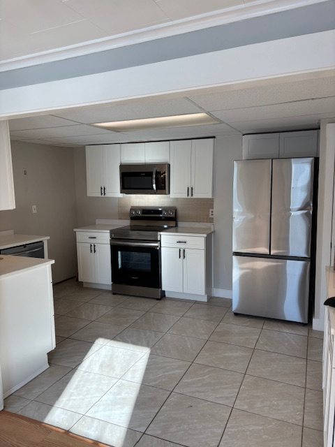 376 Portland St #A - Photo 2 of 33