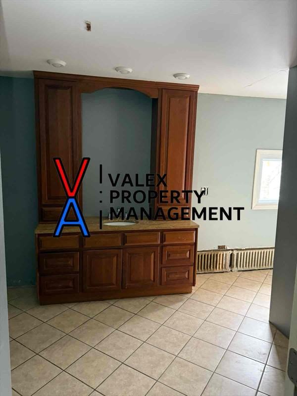 24 Copeland Ave - Photo 3 of 11