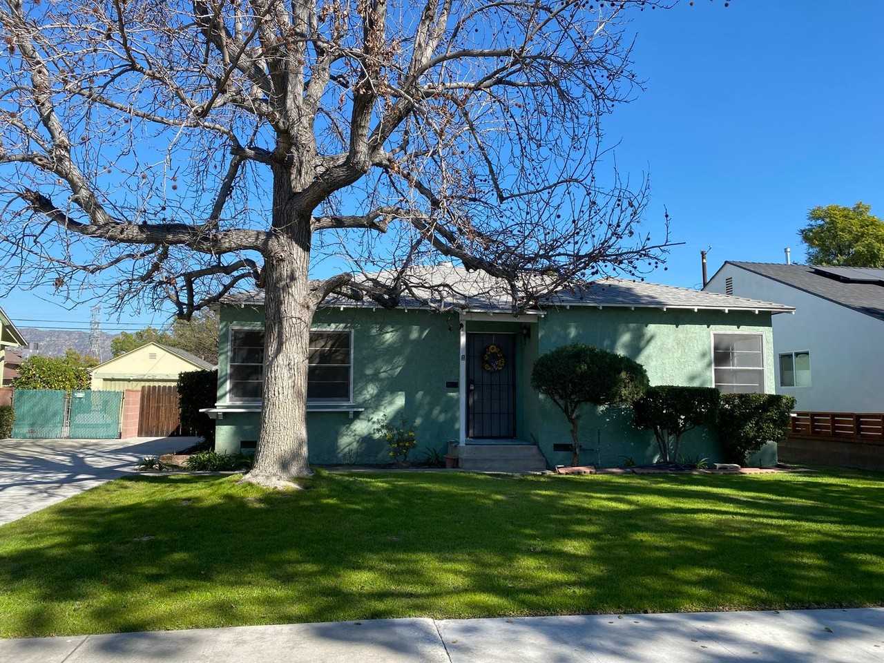 1032 N Valley St - Photo 2 of 24