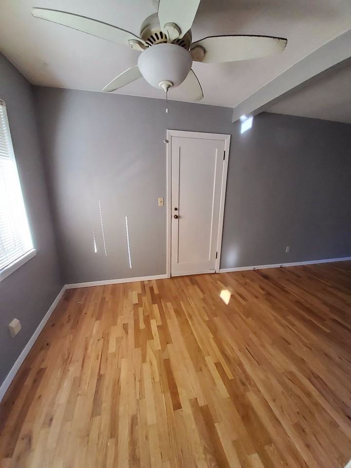 7746 Sw 5th Ave - Photo 5 of 23
