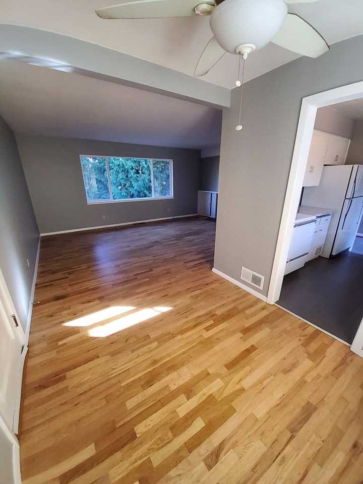 7746 Sw 5th Ave - Photo 6 of 23