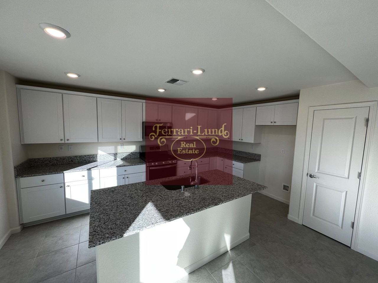 8948 Wolf River Dr - Photo 6 of 32
