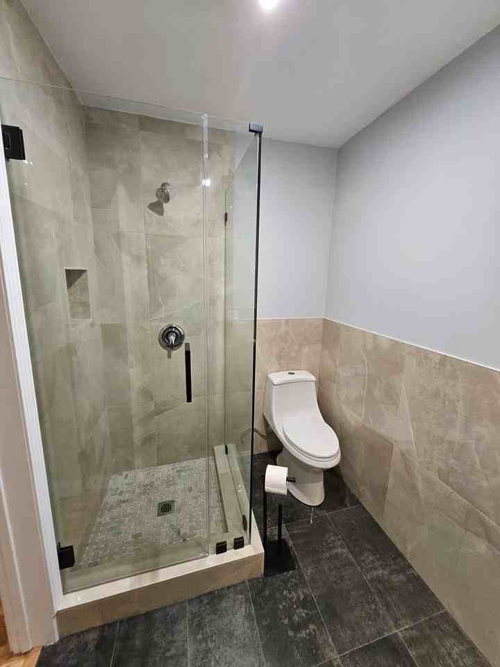1417 N Evergreen St - Photo 6 of 25