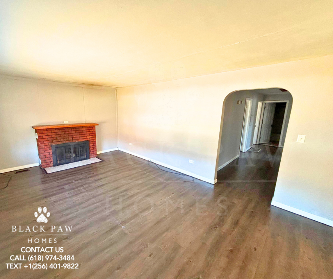 2 Bert Ave - Photo 2 of 8