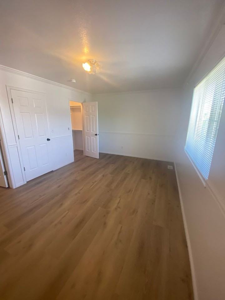 168 Coventry Pl - Photo 7 of 11