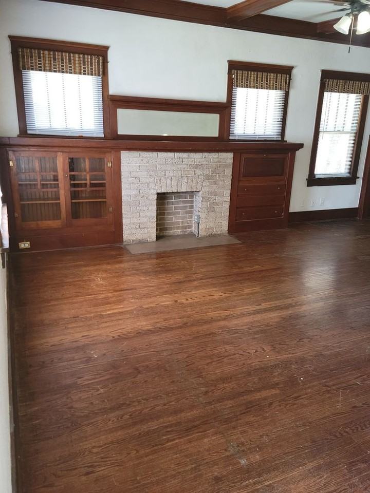 1121 15th Street - Photo 3 of 36