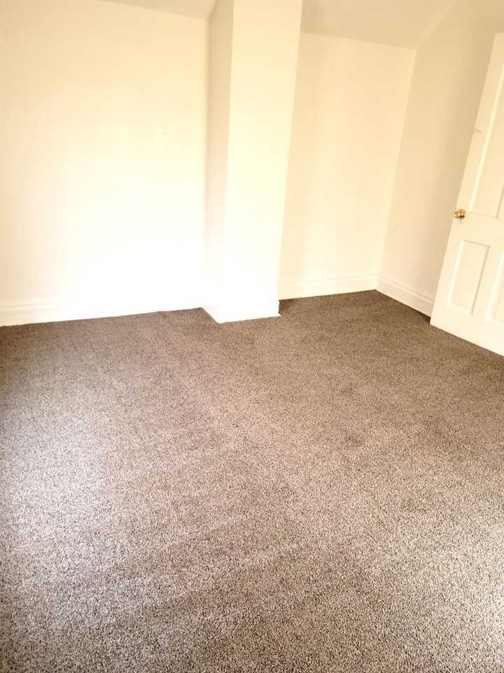 1528 9th Ave - Photo 2 of 8