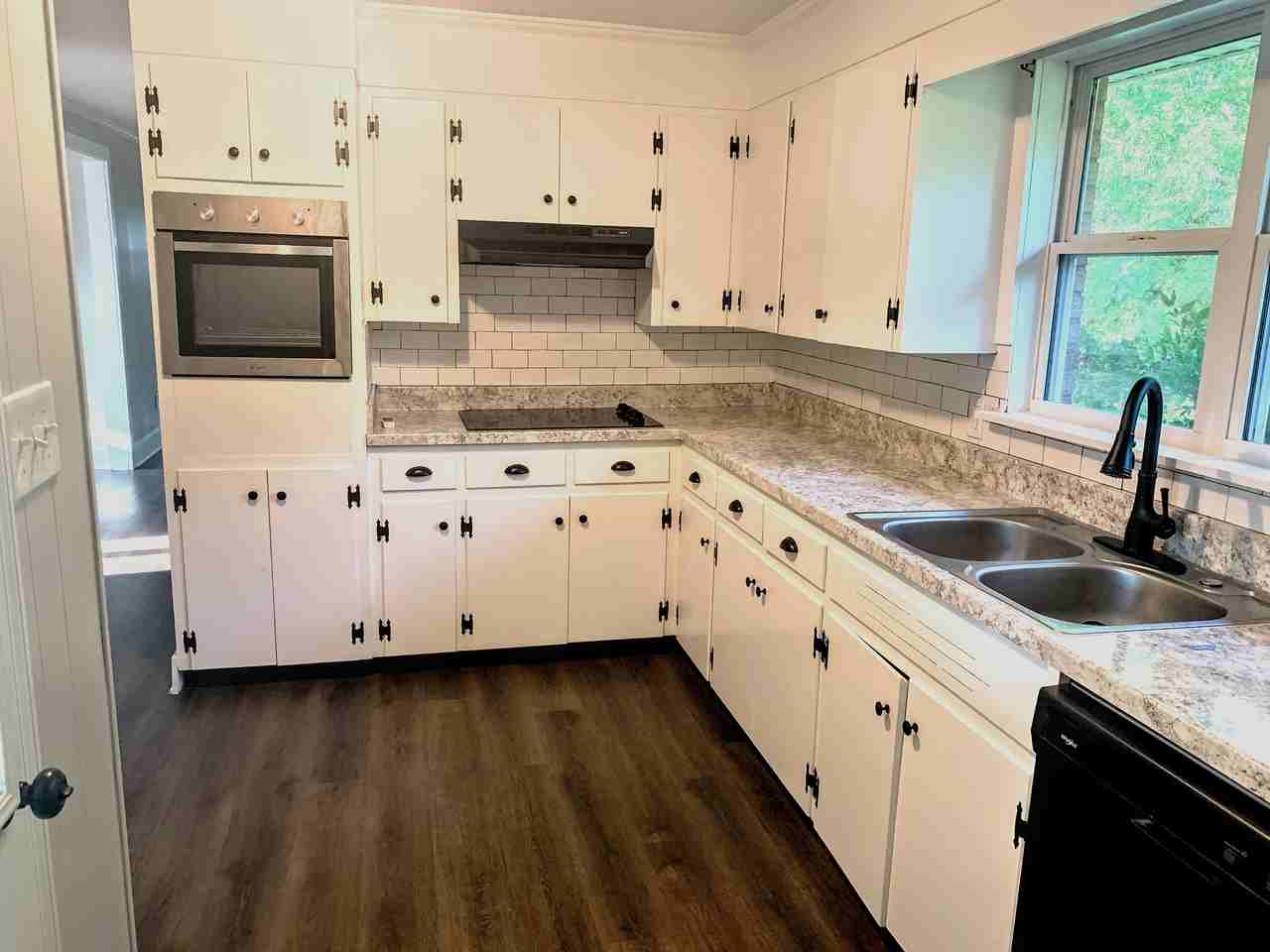 2125 Cherry St Se #NA - Photo 3 of 27