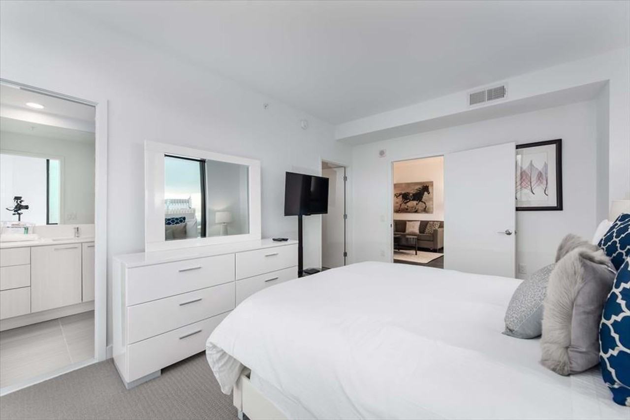 11911 Freedom Dr #1039952P - Photo 7 of 22