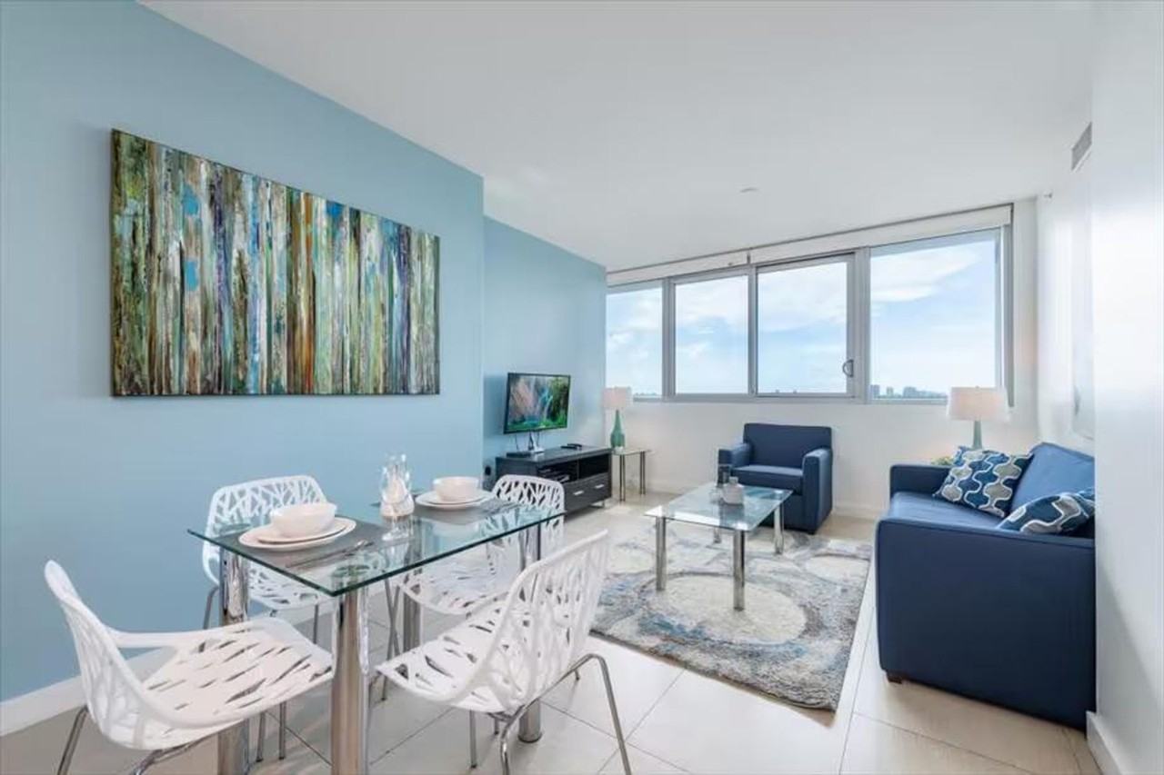 6551 Collins Ave #1039970P - Photo 3 of 18