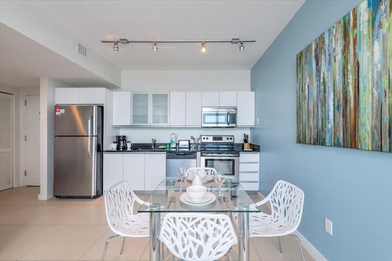 6551 Collins Ave #1039970P - Photo 4 of 18