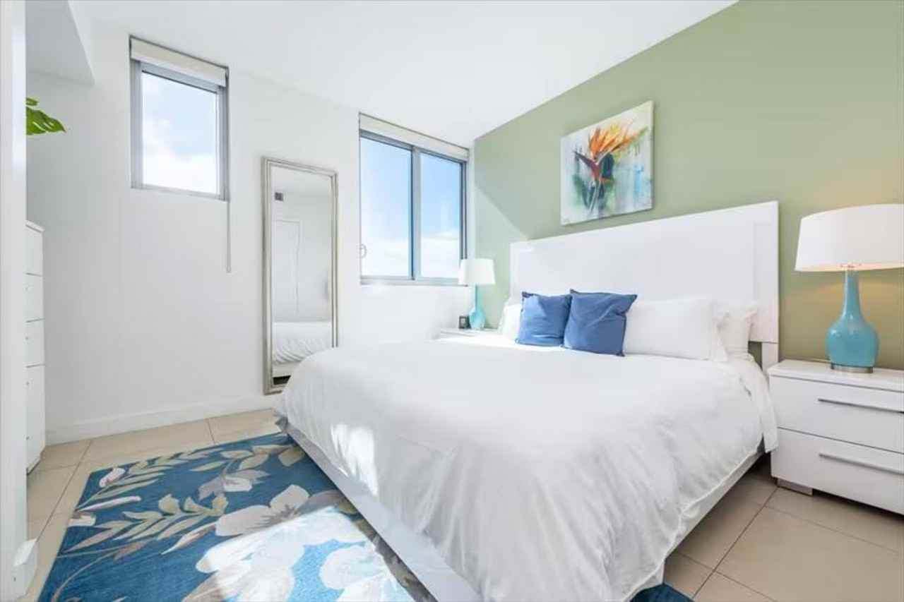 6551 Collins Ave #1039970P - Photo 7 of 18