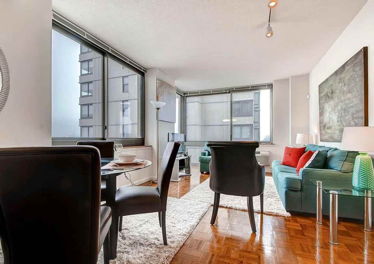 48 Washington Boulevard - Photo 3 of 26