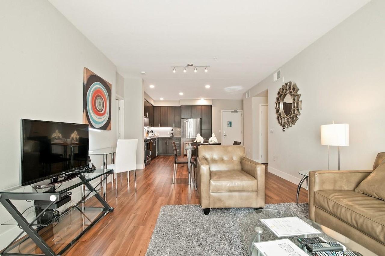 908 Rich Ave #1039851P - Photo 2 of 29
