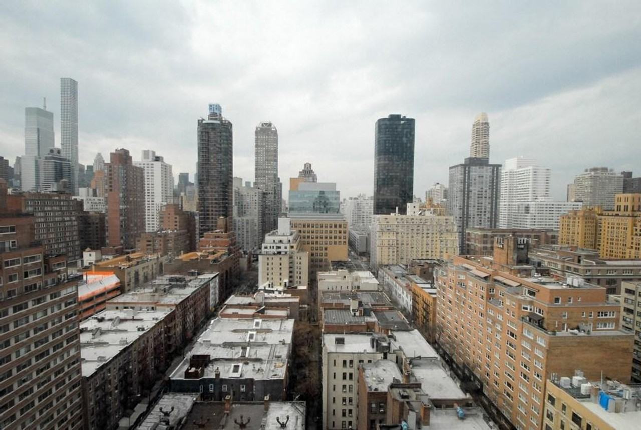 400 East 66th Street - Photo 6 of 35