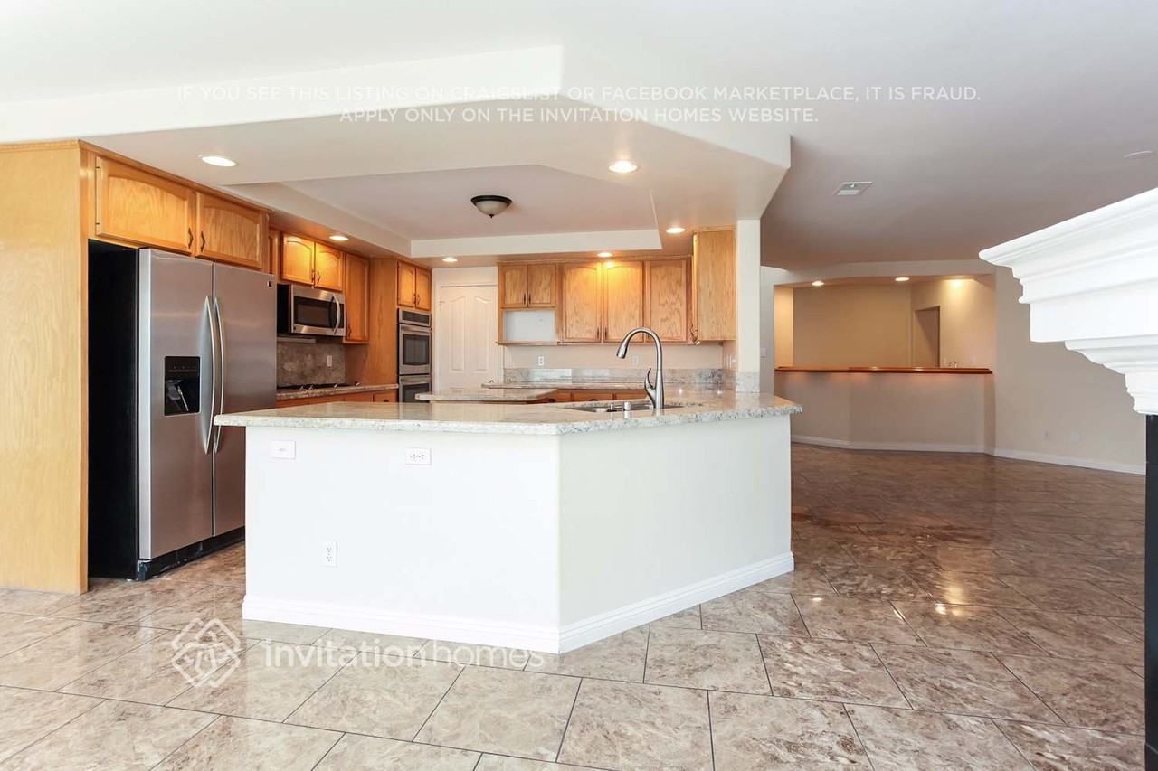 8916 Fort Crestwood Drive - Photo 6 of 25