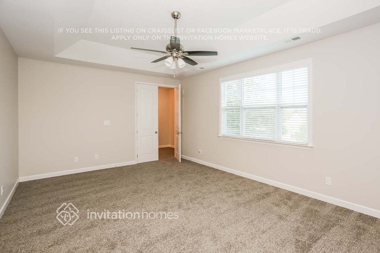 102 Edenton Ln - Photo 7 of 15