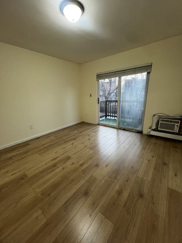 Zerega Ave - Photo 2 of 11