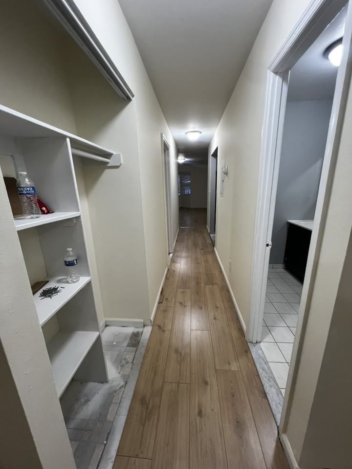 Zerega Ave - Photo 4 of 11