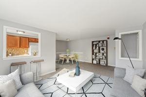 featured image of 314 E 24th St