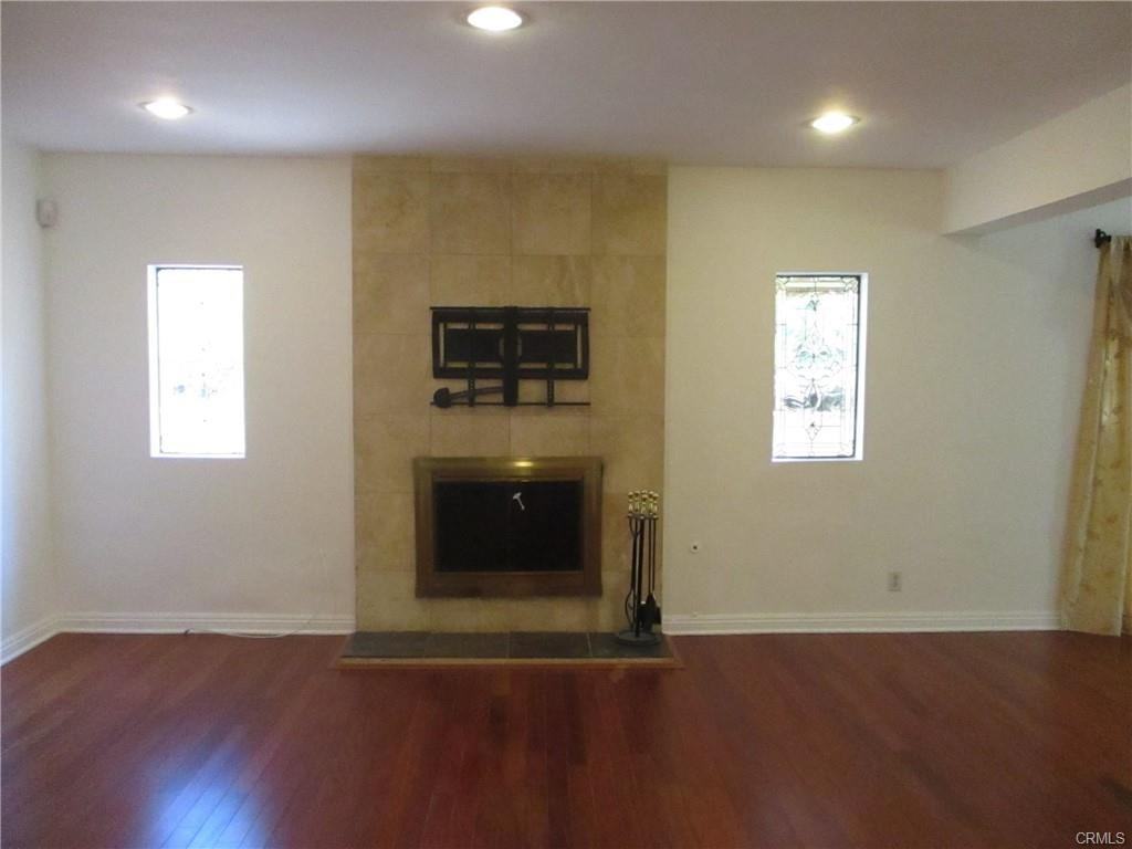 5901 Rolling Rd - Photo 2 of 8