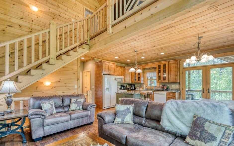 111 Watkins Farm Rd - Photo 4 of 30