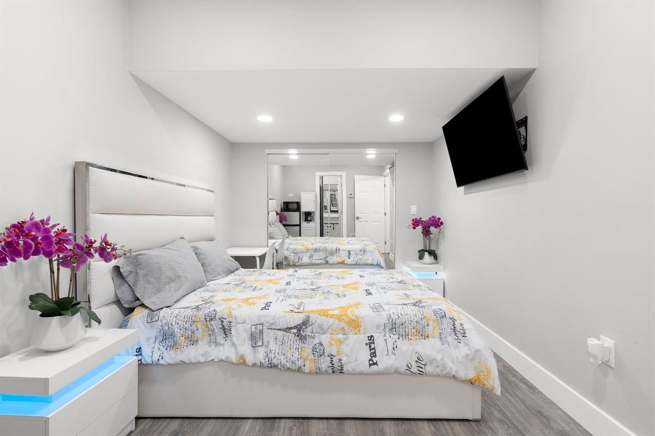 5405 Nw 108th Way - Photo 3 of 8