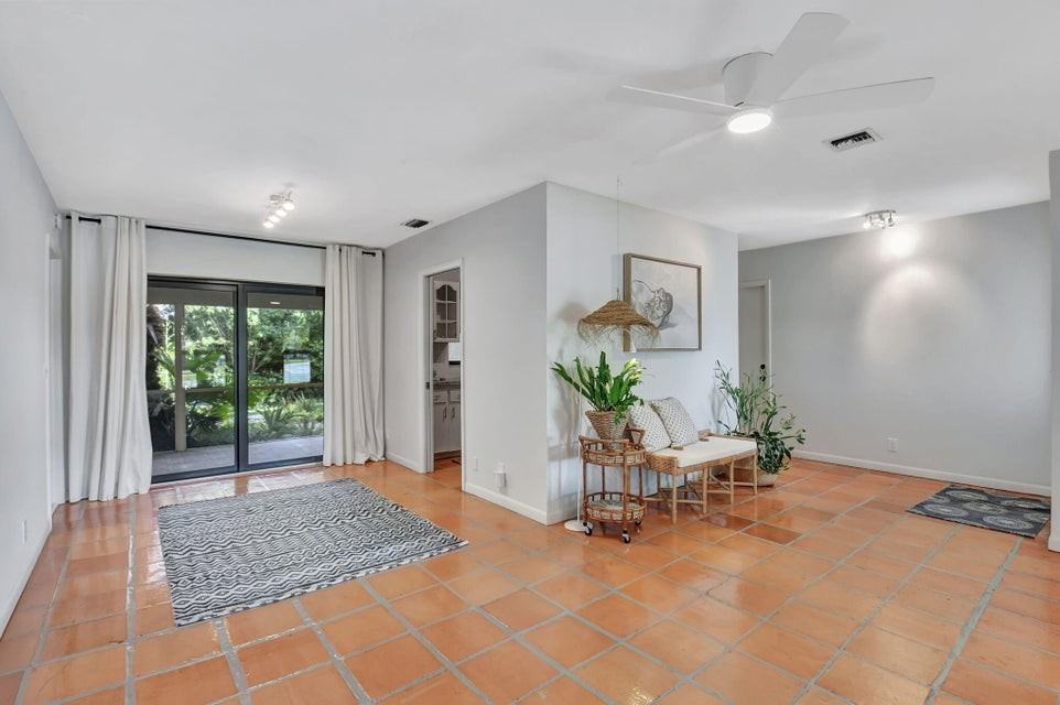 597 Curlew Rd - Photo 3 of 8