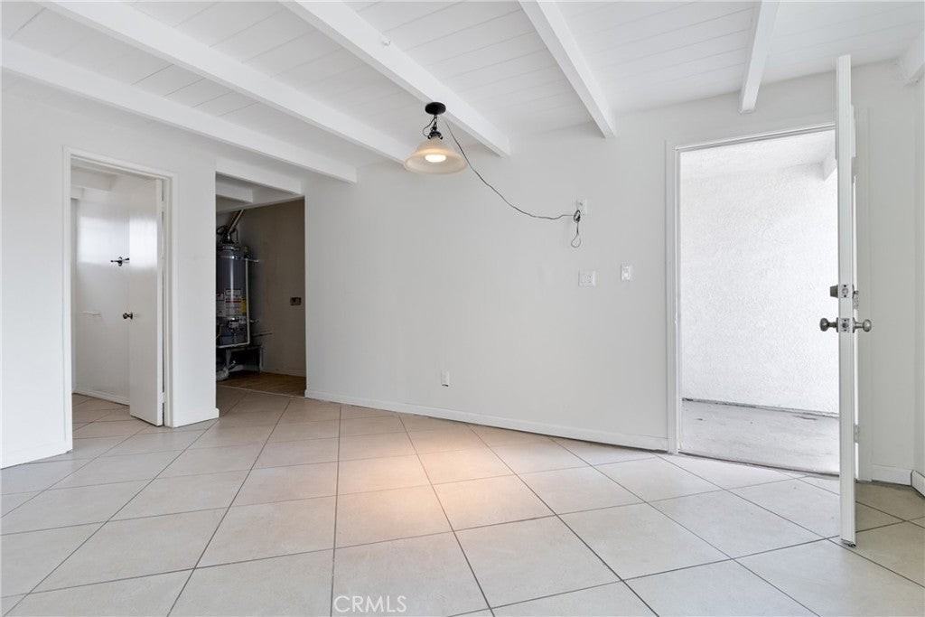 12971 Montford St - Photo 3 of 19