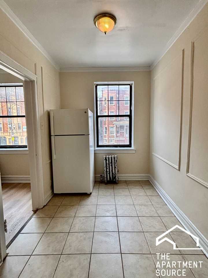 4829 N Damen Ave #310 - Photo 6 of 15