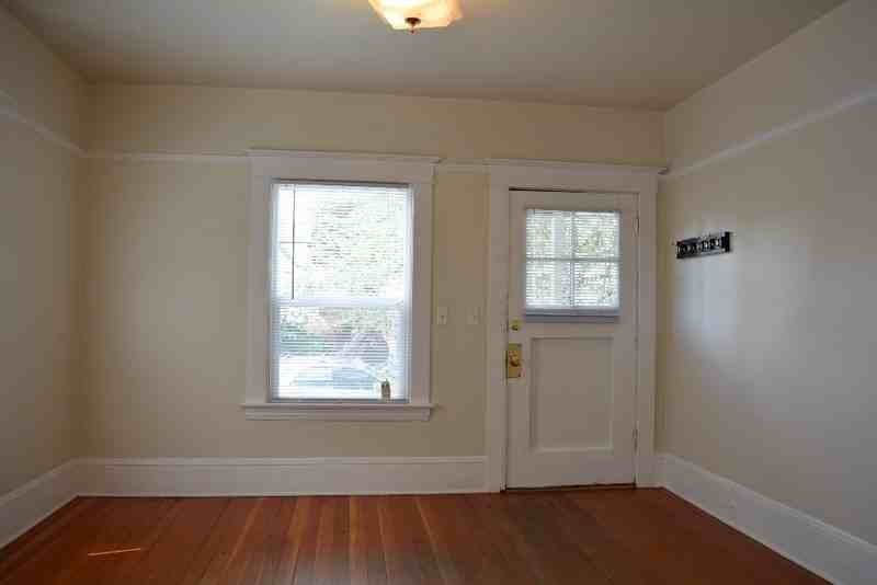 3952 N Albina Ave - Photo 2 of 23