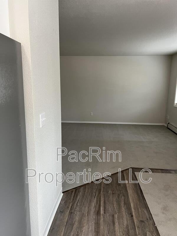 3310 Boniface Pkwy - Photo 4 of 9