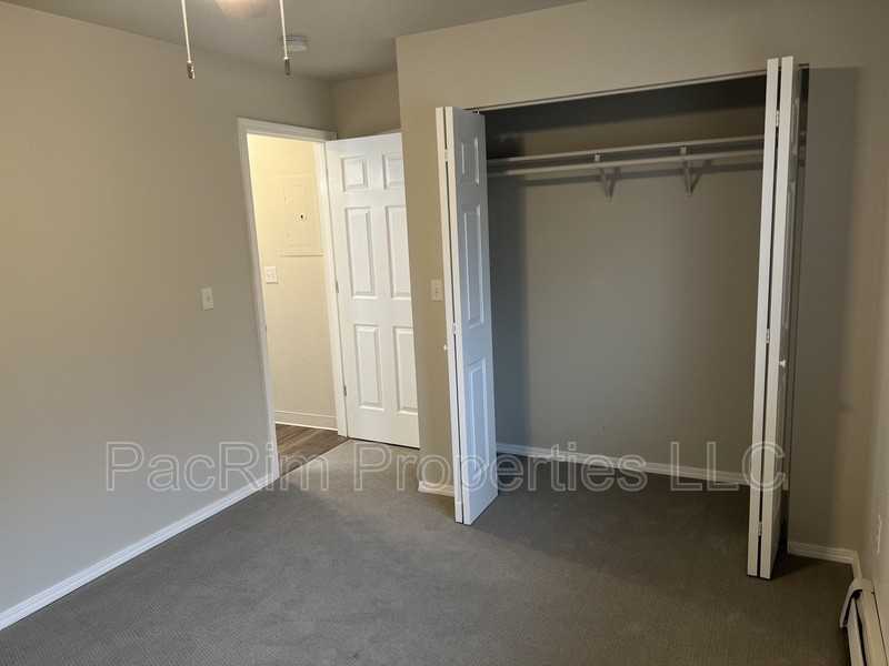 3310 Boniface Pkwy - Photo 7 of 9