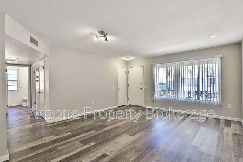 20206 N 125th Ave - Photo 6 of 30