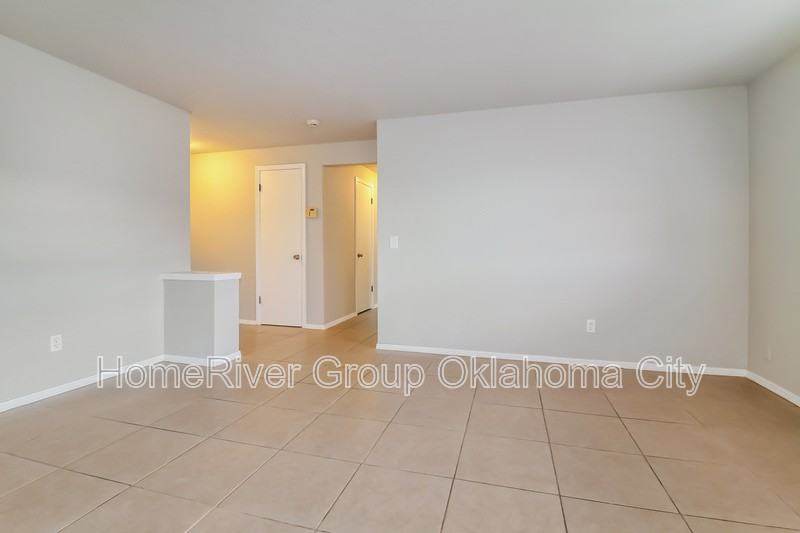 4901 S Dimple Dr - Photo 3 of 22