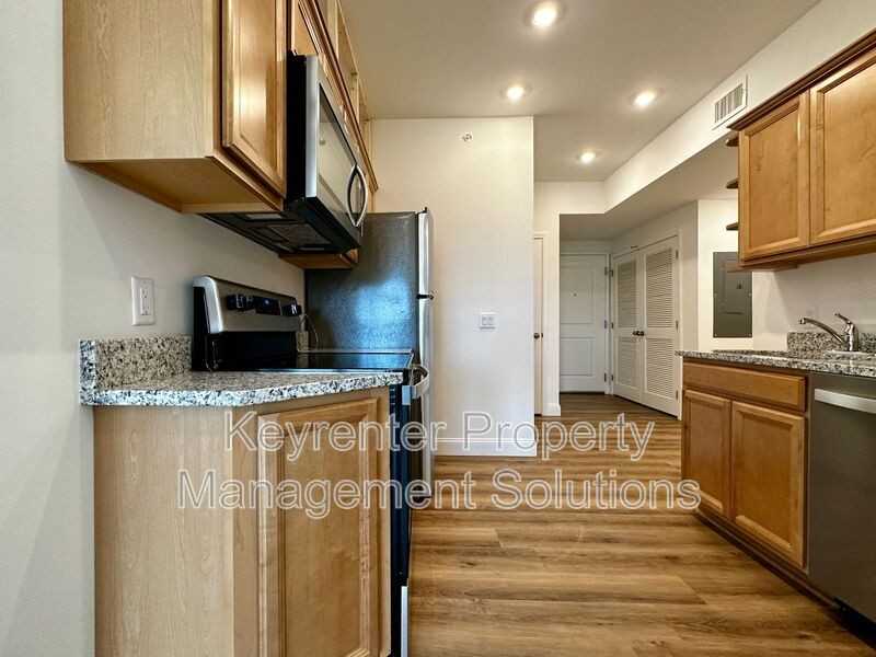 3445 Lee Hwy #203 - Photo 4 of 9