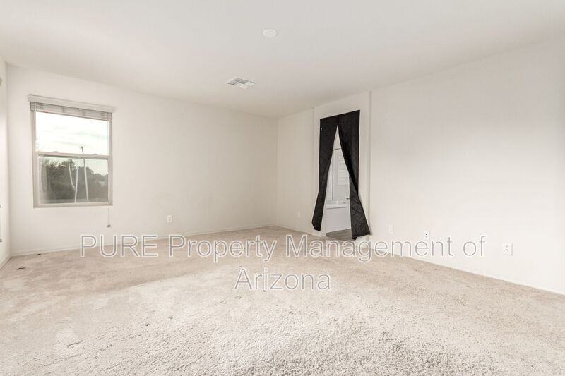 5616 N 90th Dr - Photo 7 of 18