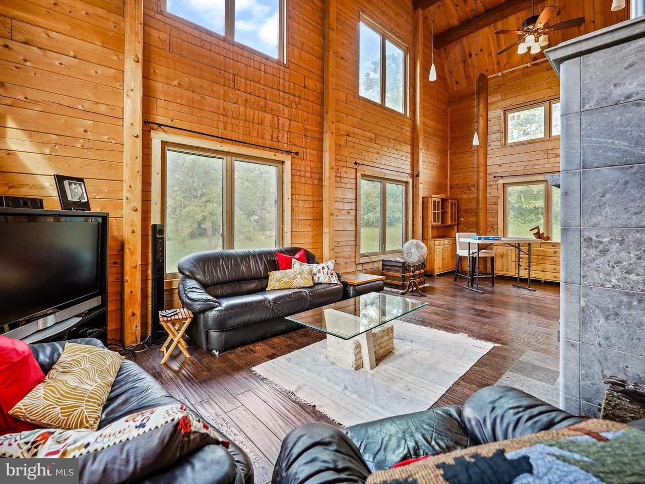 107 Baker Rd - Photo 3 of 30