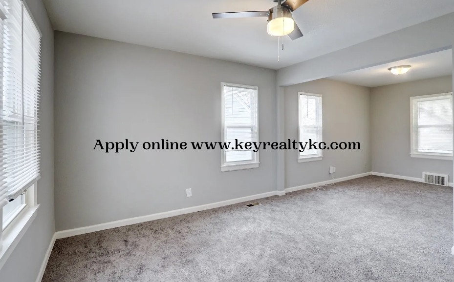 1817 E 83rd Ter - Photo 3 of 14