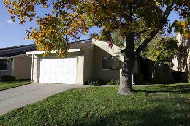 4217 Oberon Ave - Photo 2 of 19