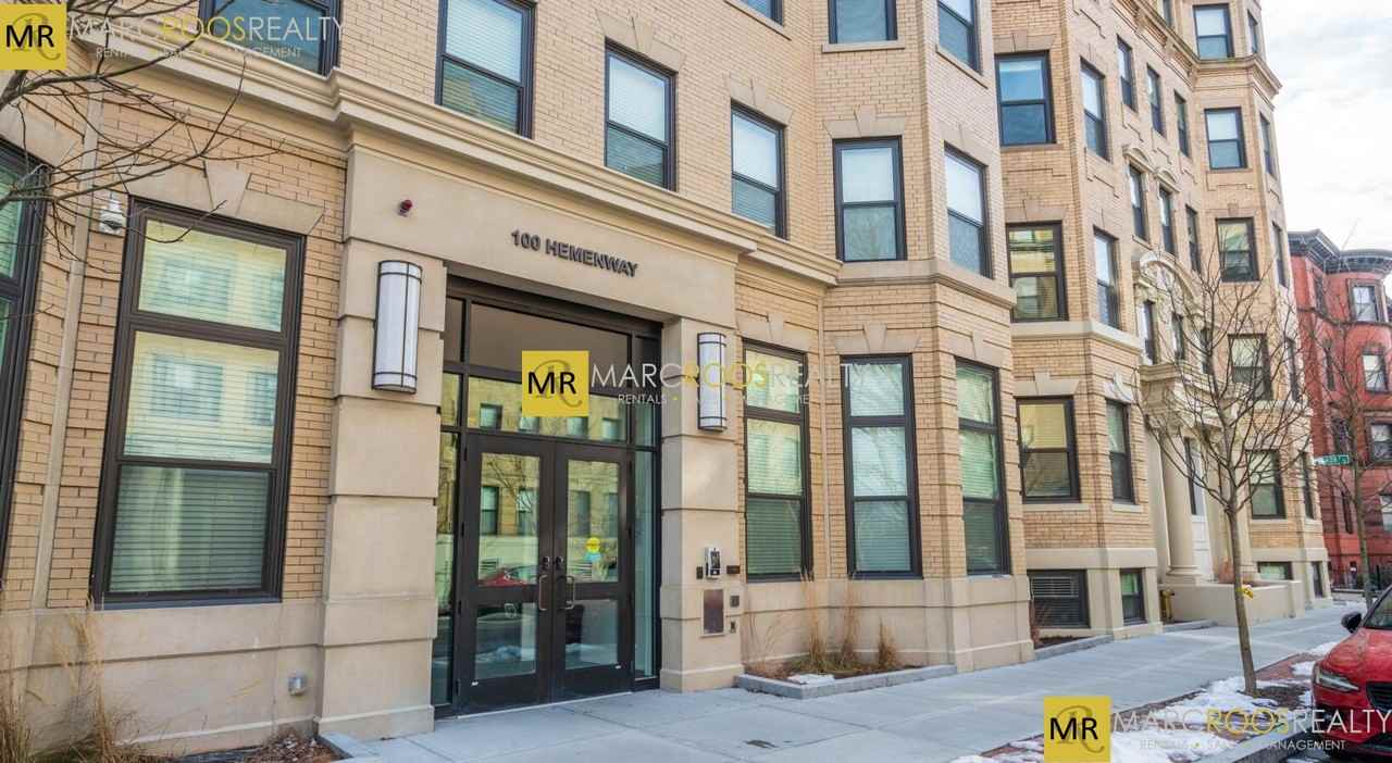 Hemenway St #408 - Photo 3 of 13