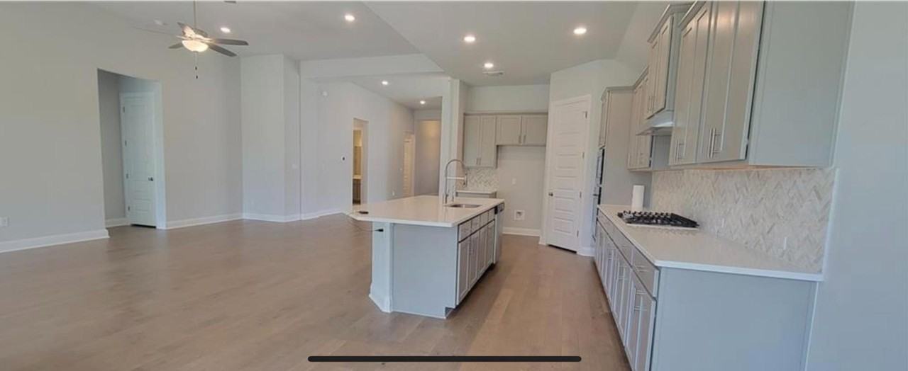 148 Kellogg Ln - Photo 4 of 20