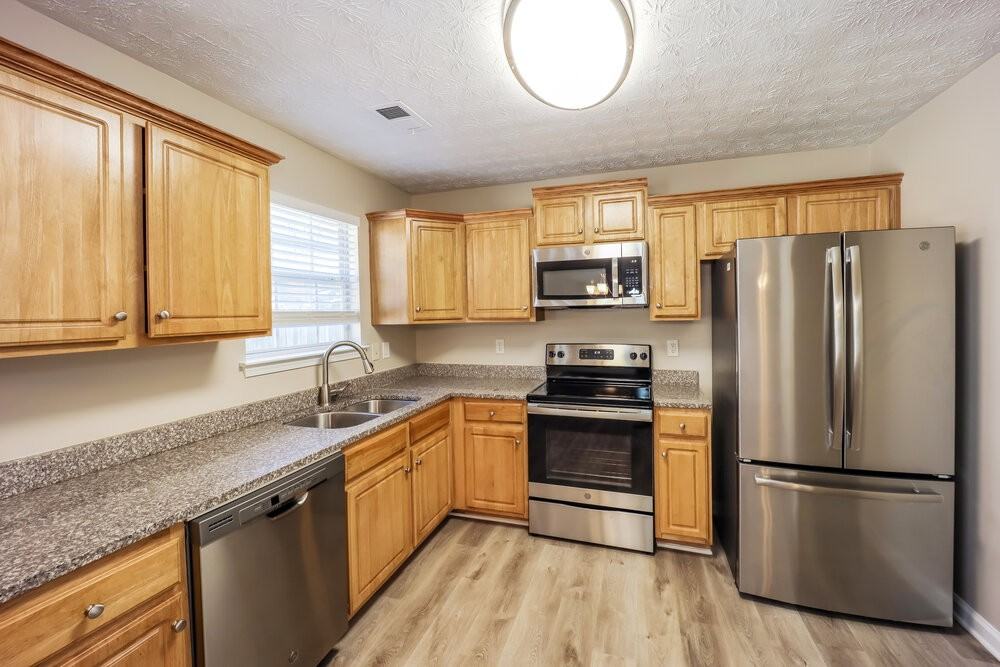 4405 Gladewood Run - Photo 7 of 17