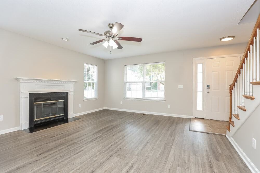 6988 Calderwood Dr - Photo 5 of 17