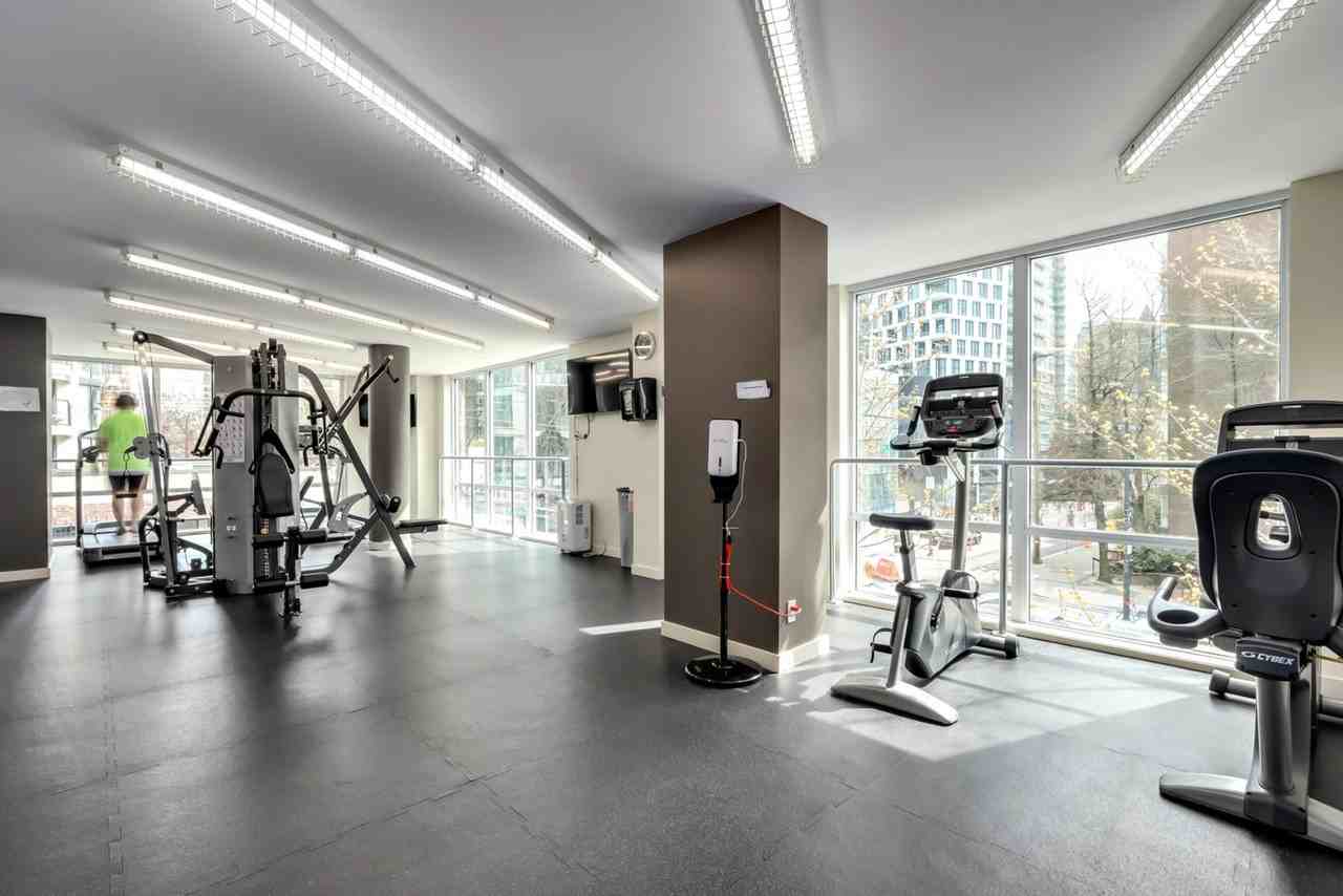 1009 Harwood Street #309 - Photo 6 of 15