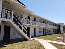 featured image of Parkway Dr